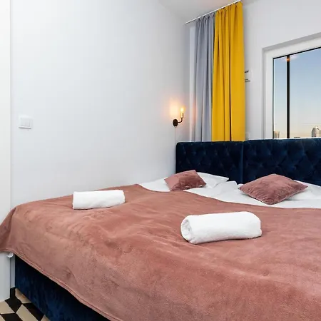 Business District By Renters Apartment *