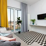 Business District By Renters Βαρσοβία