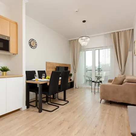 Business District By Renters Lägenhet Warszawa