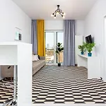 Business District By Renters Warschau
